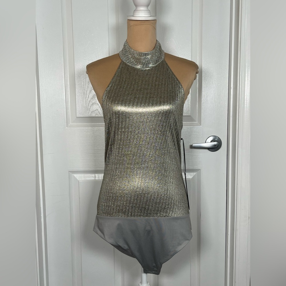 House of Harlow 1960 Metallic Silver Halter Bodysuit - Picture 15 of 16